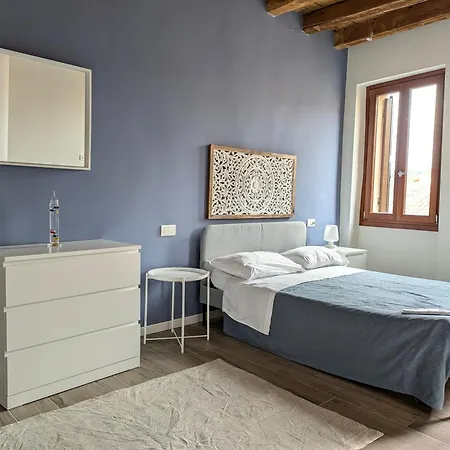 L'appartamento Blu דירה ורונה